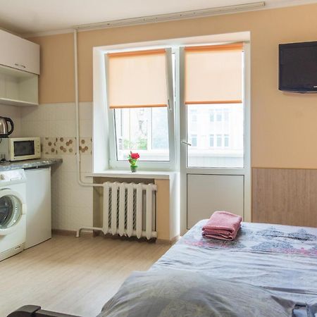 1 Комнатная Квартира По Улице Предславинская, 12 키예프 외부 사진
